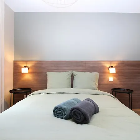 Les Carmes-climatisation-confort-wifi-hypercentre-netflix Avignon
